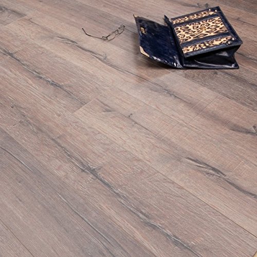 Reinier 12mm Laminate Flooring V-Groove AC5 1.44m2 per Pack